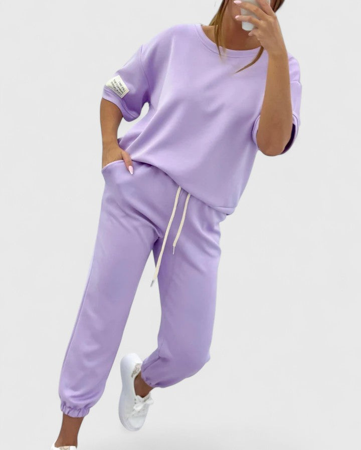 Muse and Valeur | Comfortable Set