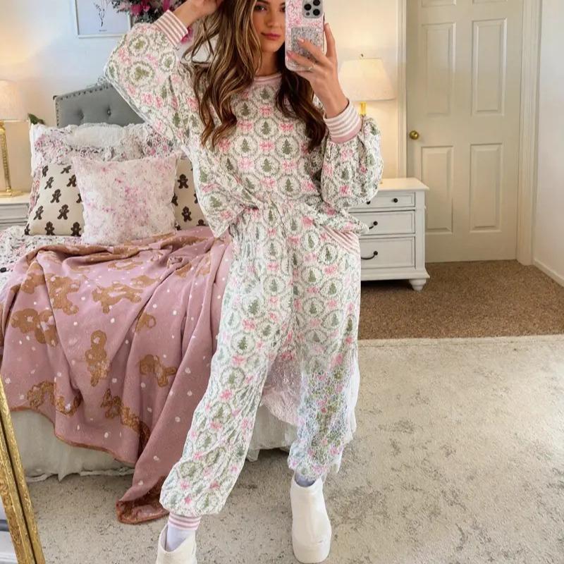 Muse and Valeur | Comfortable Set