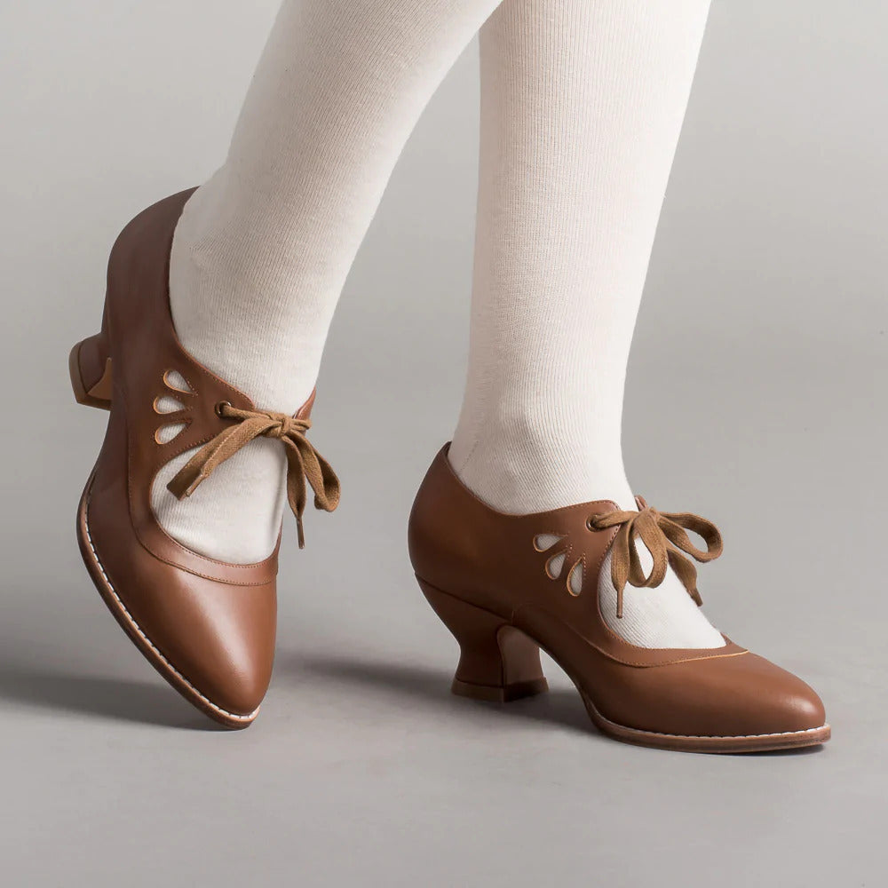 Muse & Valeur | High Heels for Women in Closed Toe Design