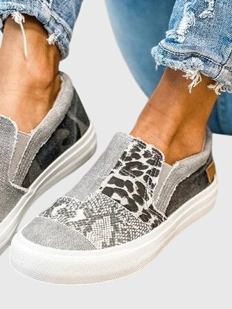 Muse and Valeur | Slip-On Shoes