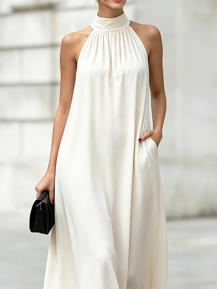 Muse & Valeur | Halter-Neck Sleeveless Gathered Maxi Dress