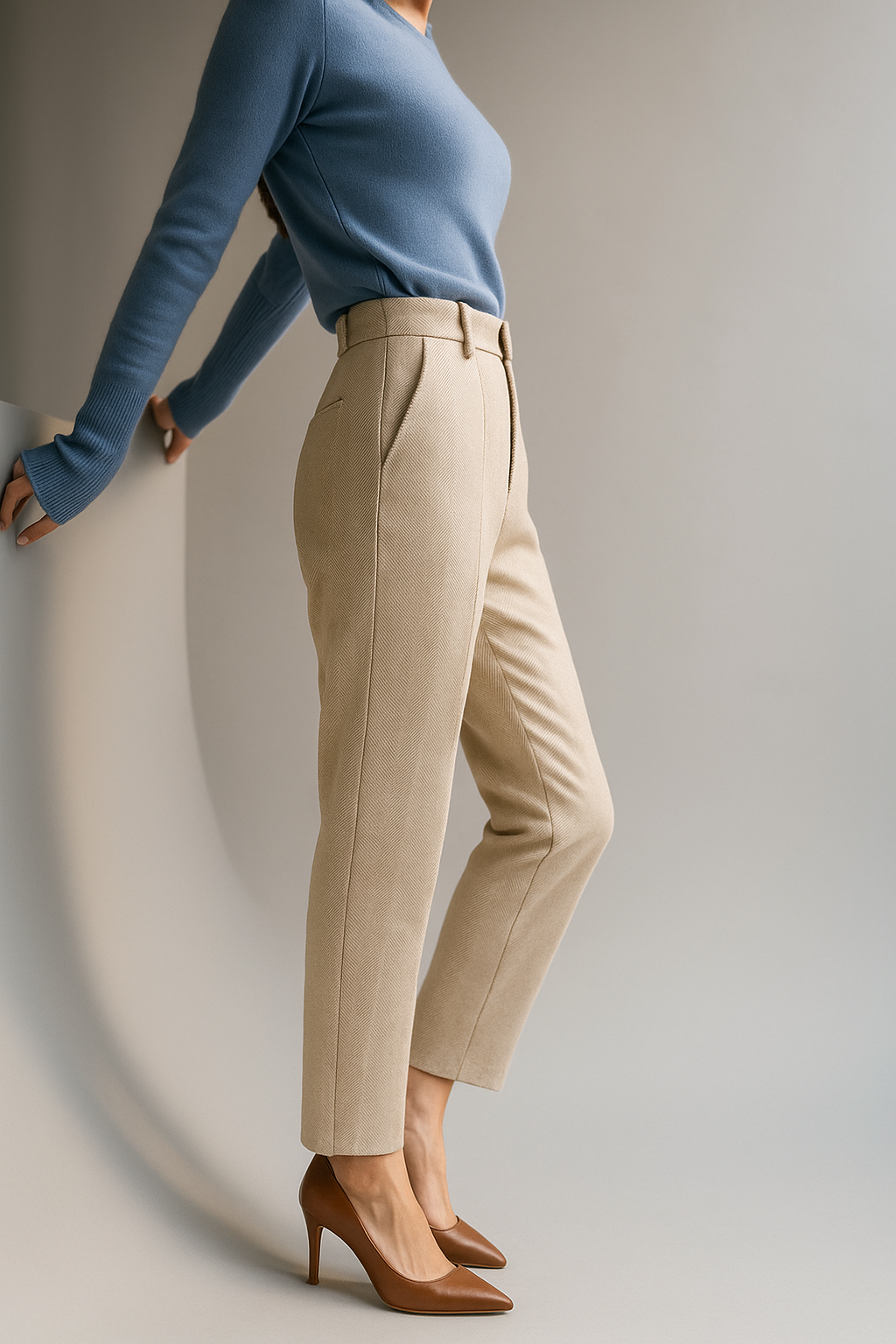 Muse & Valeur | Tailored Wool Pants for Women in Classic Black