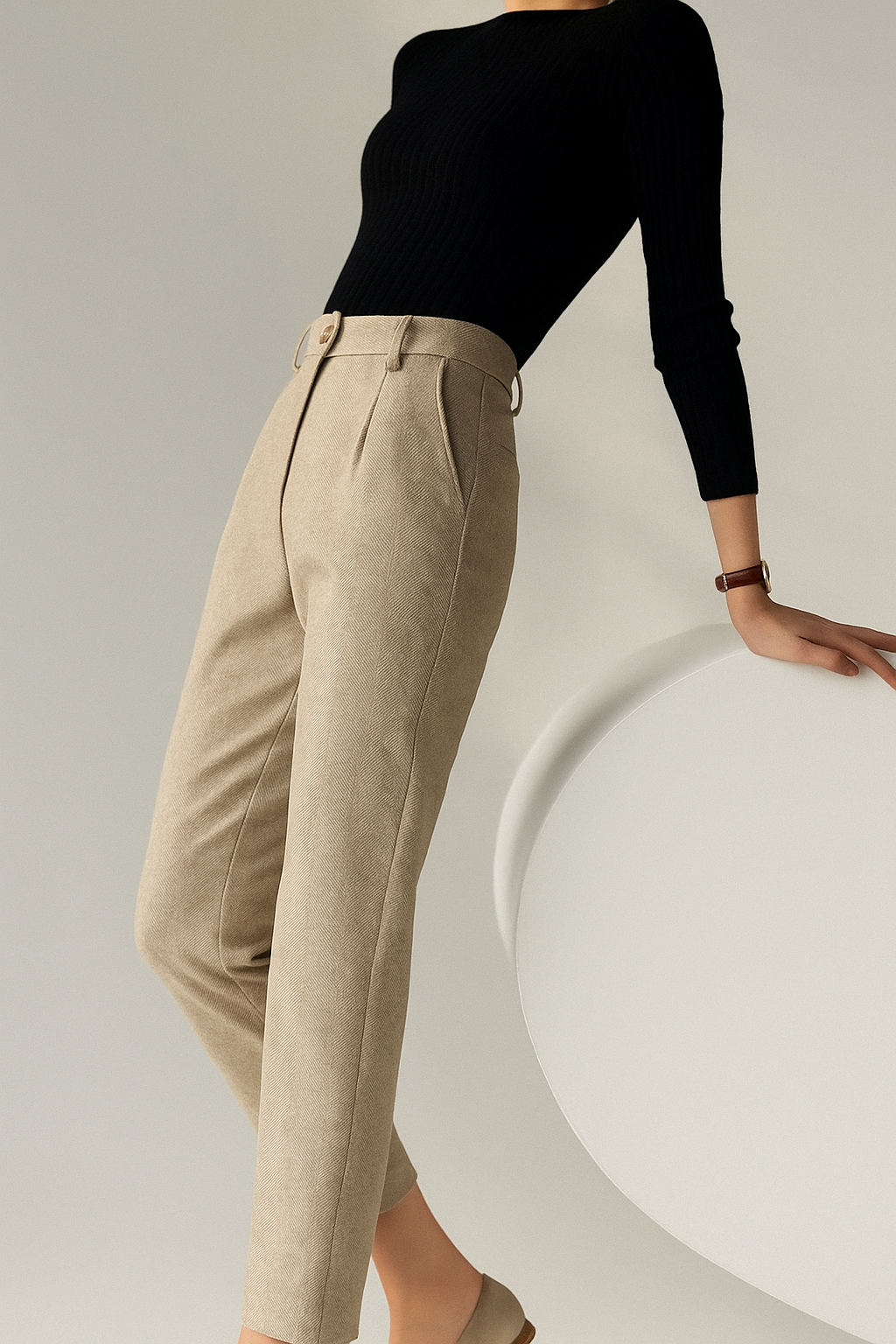Muse & Valeur | Tailored Wool Pants for Women in Classic Black