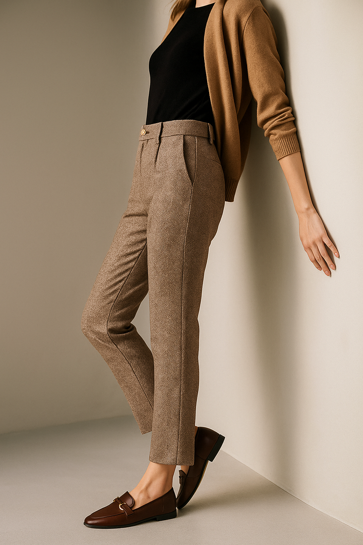 Muse & Valeur | Tailored Wool Pants for Women in Classic Black