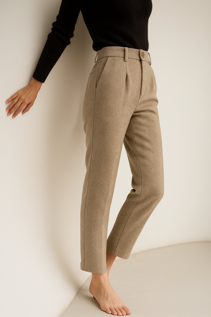 Muse & Valeur | Tailored Wool Pants for Women in Classic Black