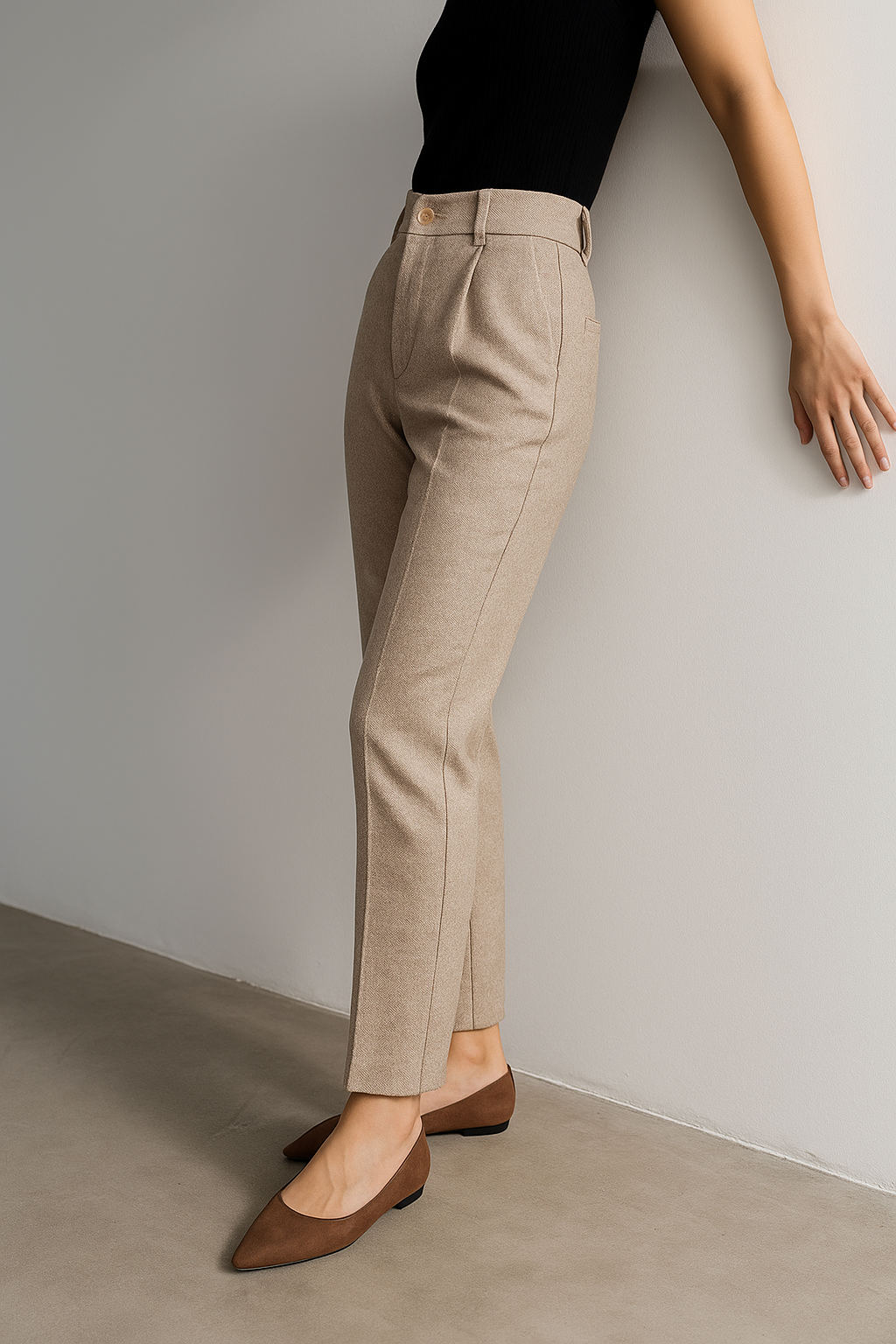 Muse & Valeur | Tailored Wool Pants for Women in Classic Black
