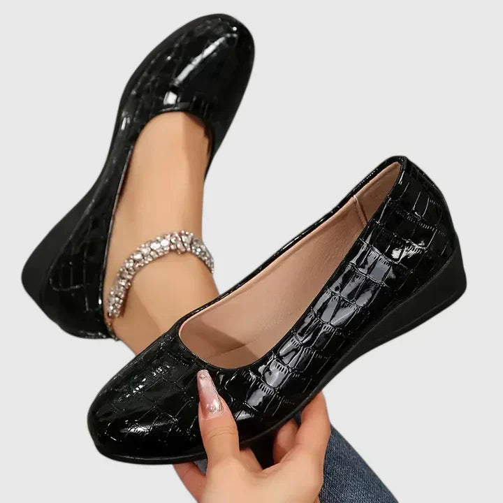 Muse and Valeur | Orthopedic Shoes