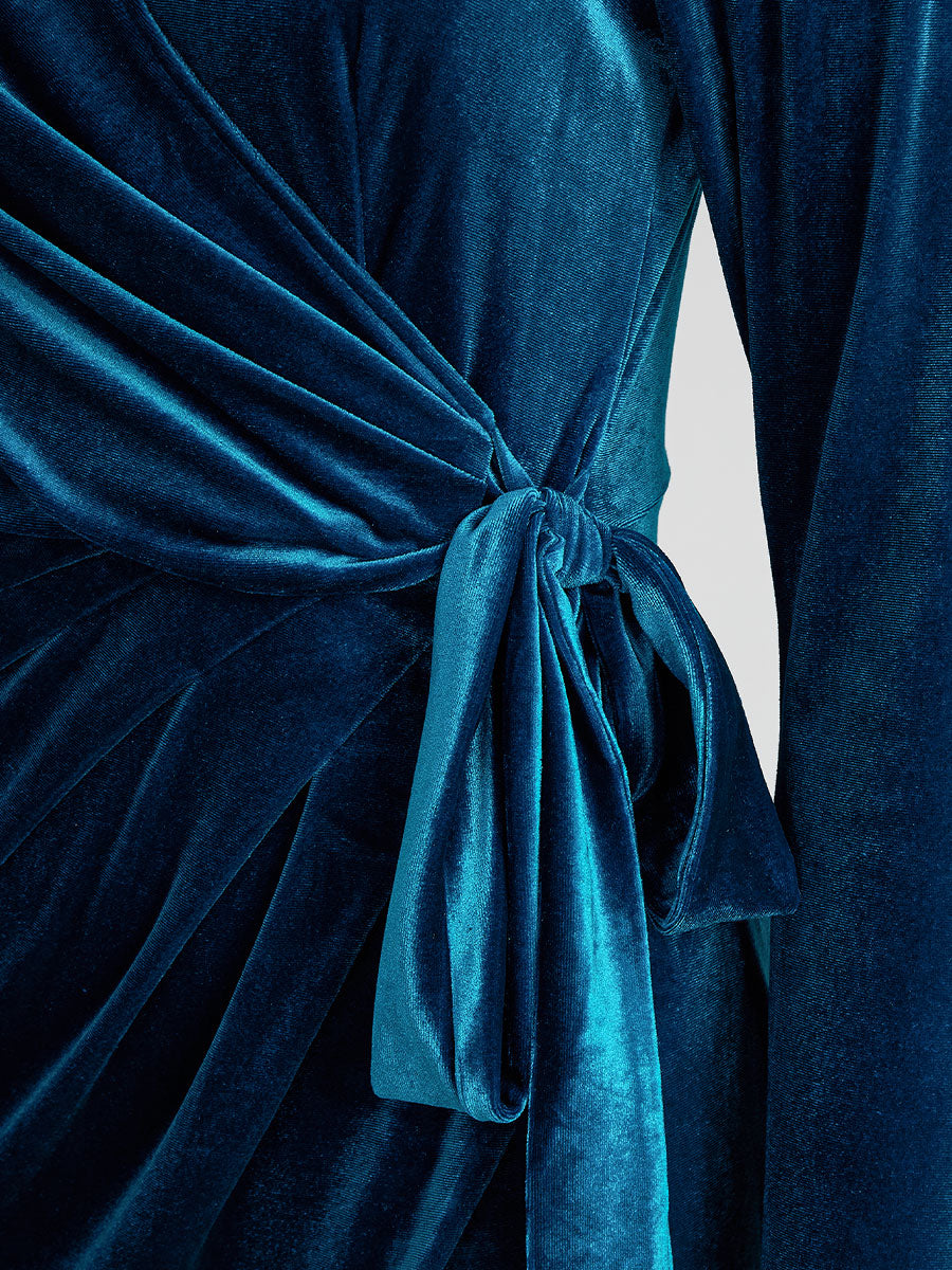 Muse & Valeur | Elegant Midnight Blue Velvet Wrap Midi Dress