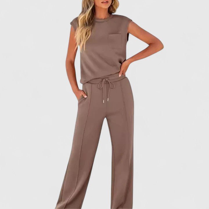 Muse and Valeur | Comfortable Set