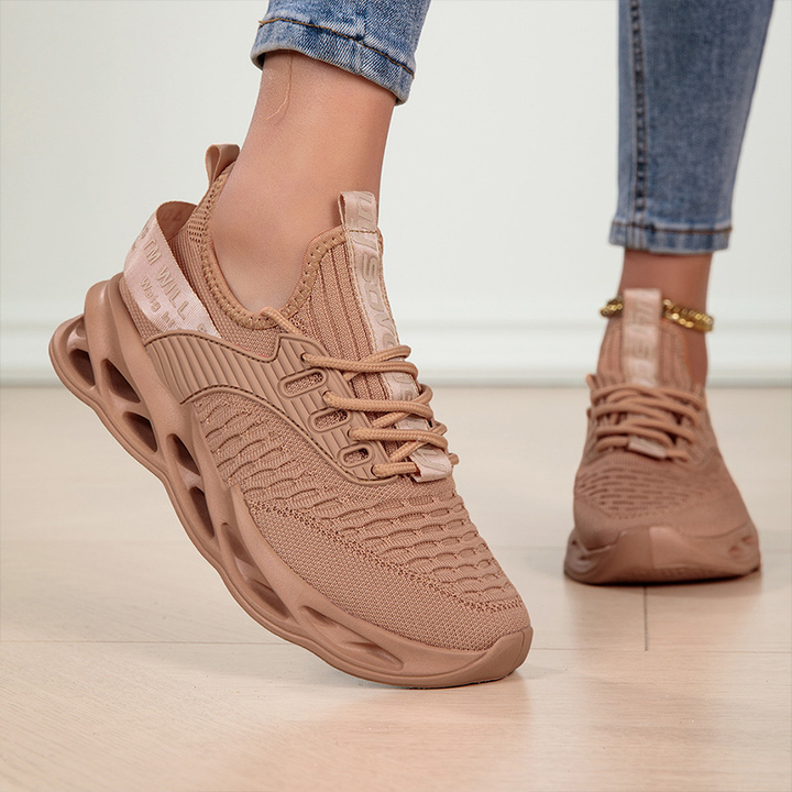 Muse and Valeur | Orthopedic Sneakers