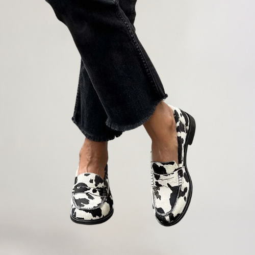 Muse and Valeur | Cow-pattern Loafers