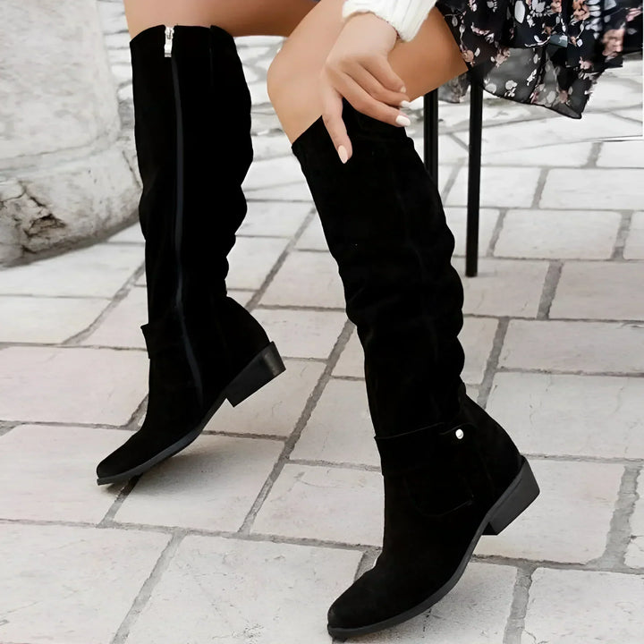 Muse and Valeur | Suede Boots