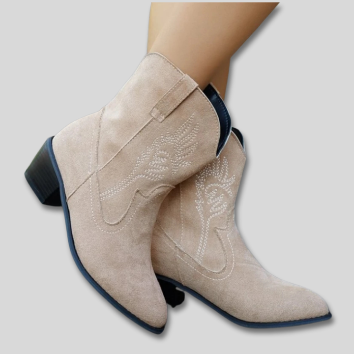 Muse and Valeur | Embroidered Cowboy Boots