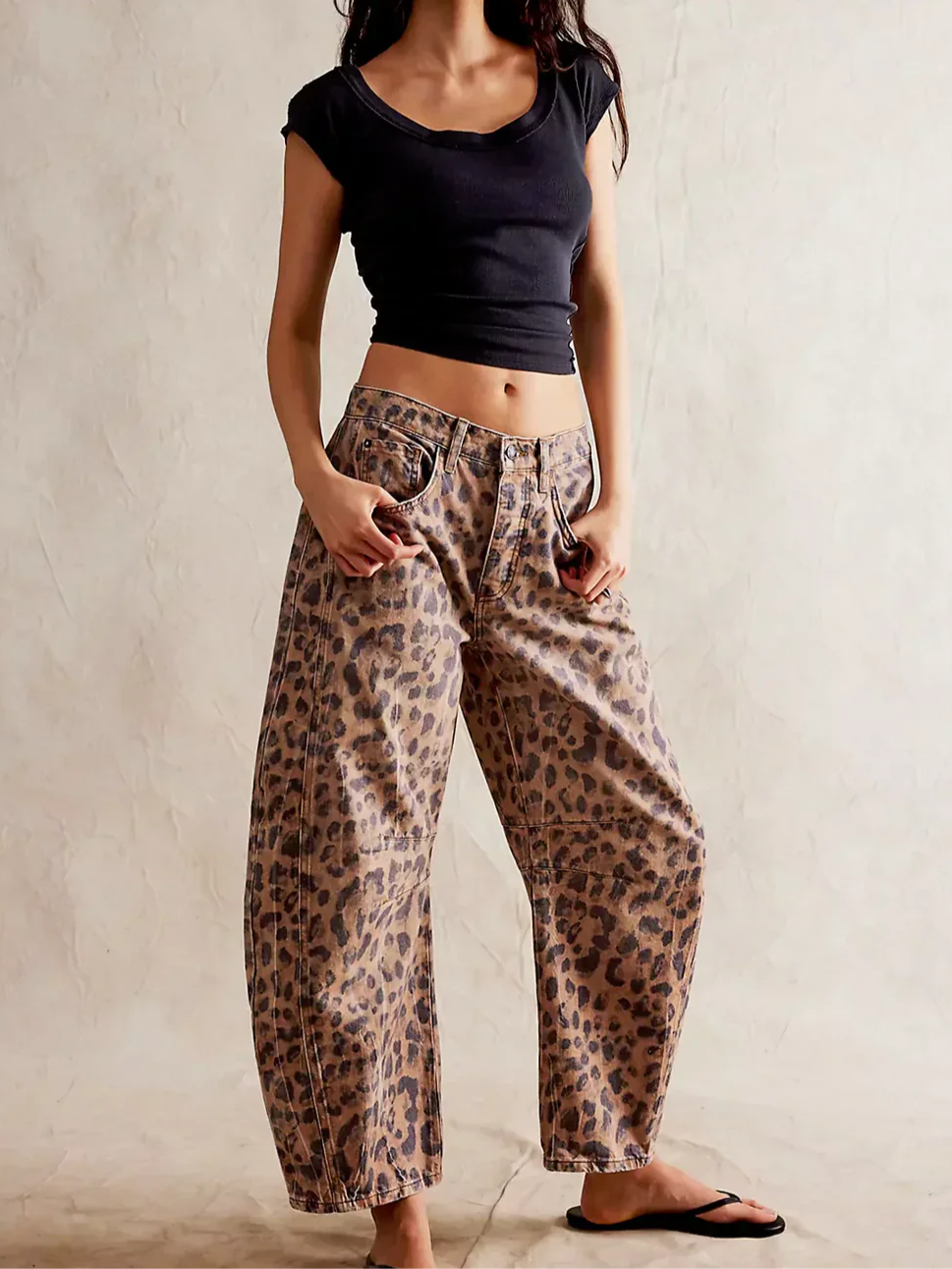 Muse & Valeur | Barrel-Leg Denim Jeans for Women