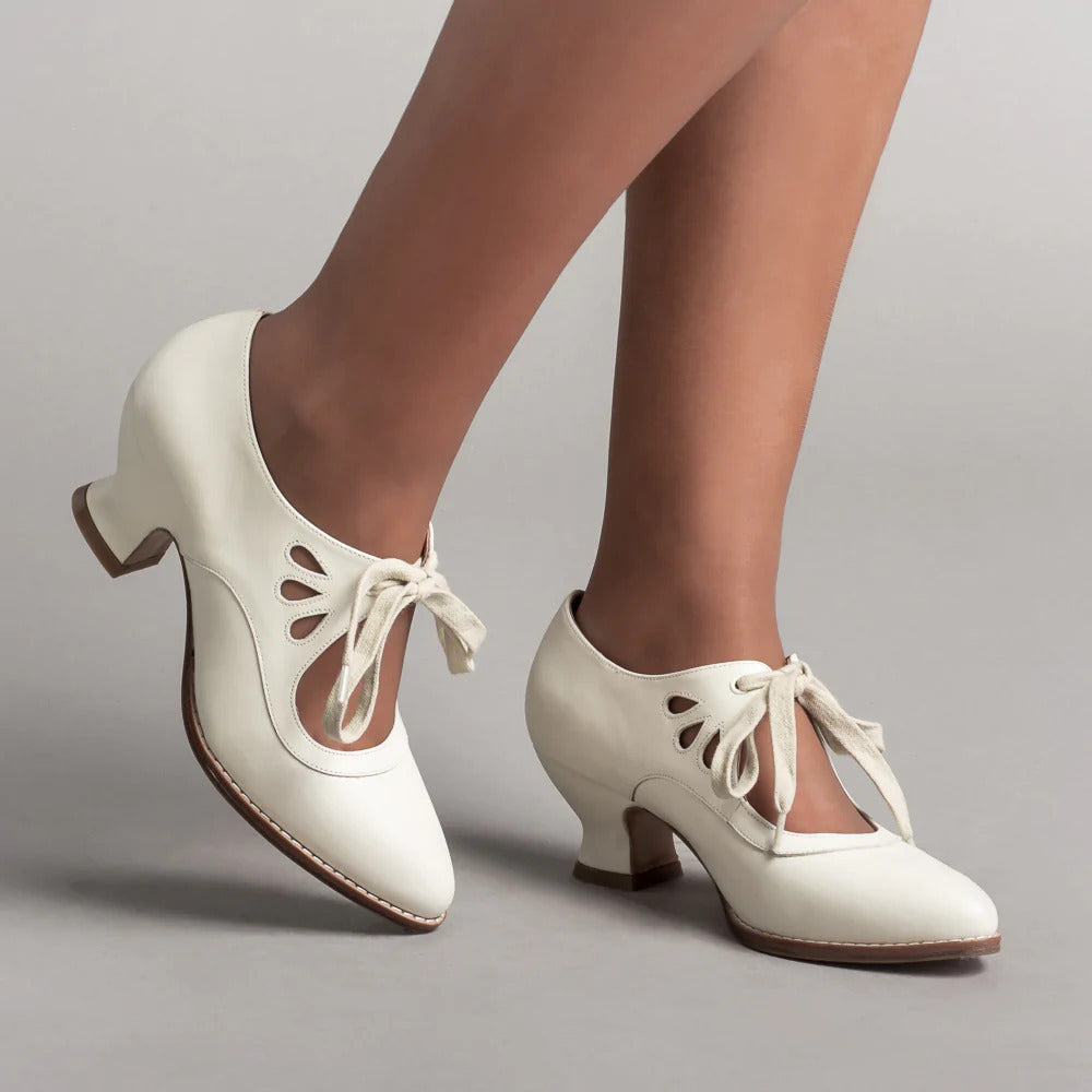 Muse & Valeur | High Heels for Women in Closed Toe Design