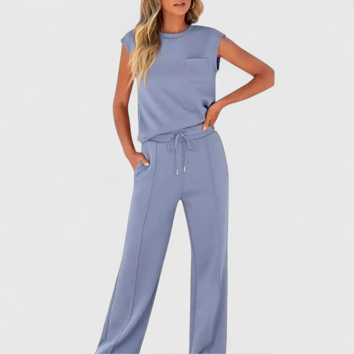 Muse and Valeur | Comfortable Set