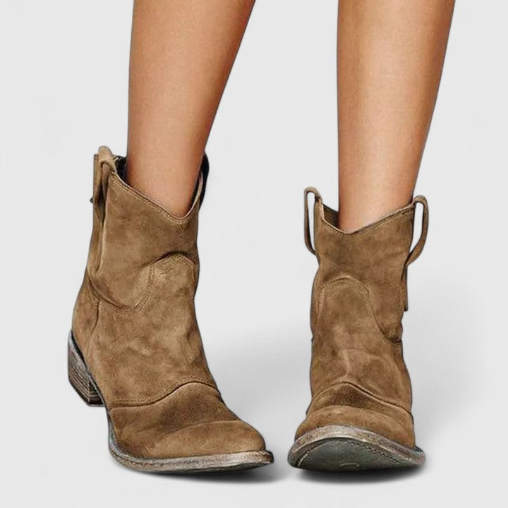 Muse and Valeur | Boots