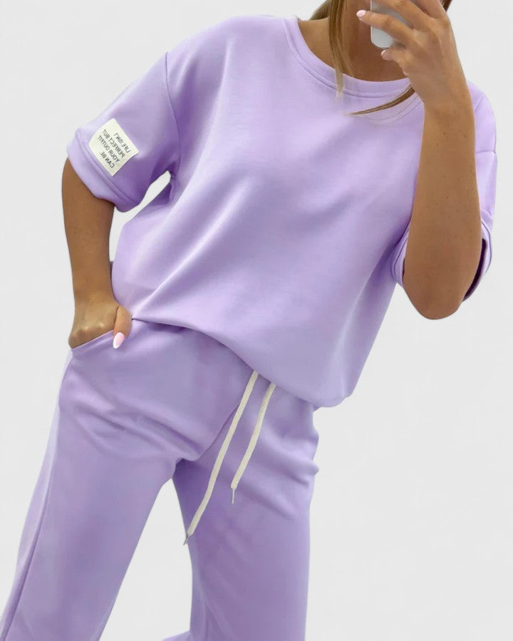 Muse and Valeur | Comfortable Set