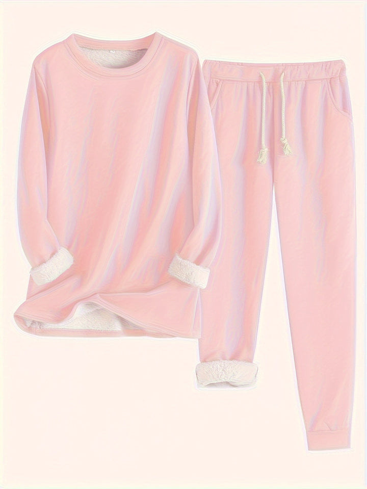 Muse and Valeur | Comfortable Set