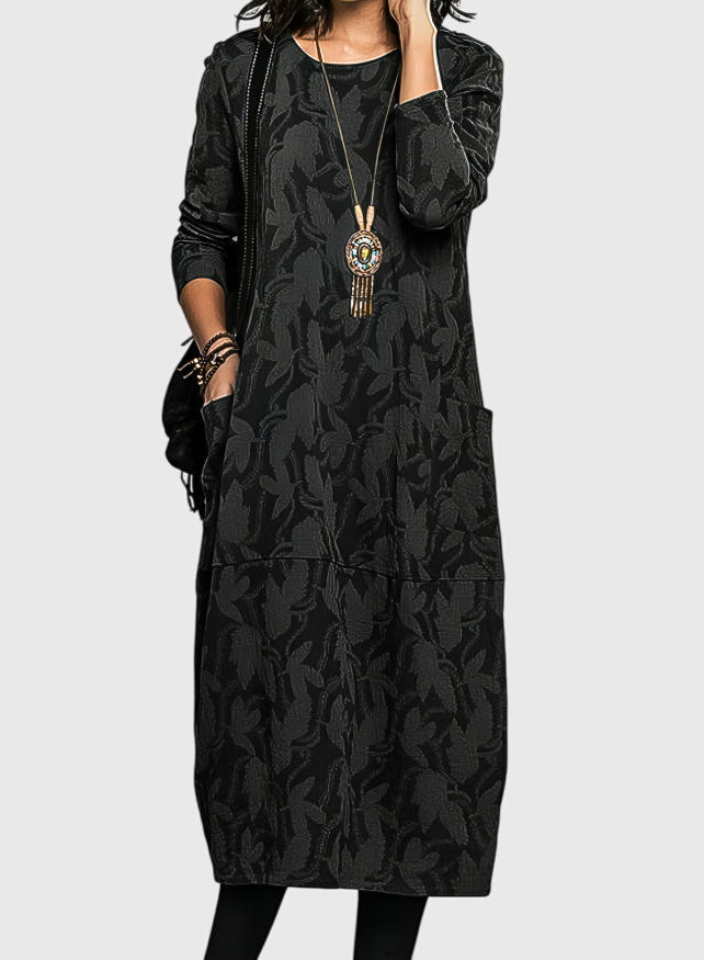 Muse and Valeur | Casual Round-Neck Dress