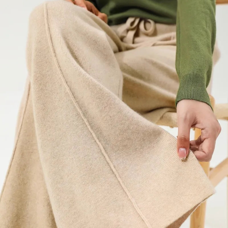 Muse & Valeur | Classic Wool Trousers for Women