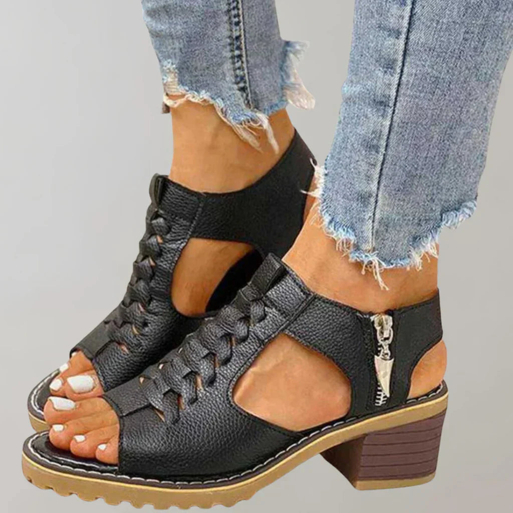 Muse & Valeur | Heeled Orthopedic Sandals for Women in Chic Black