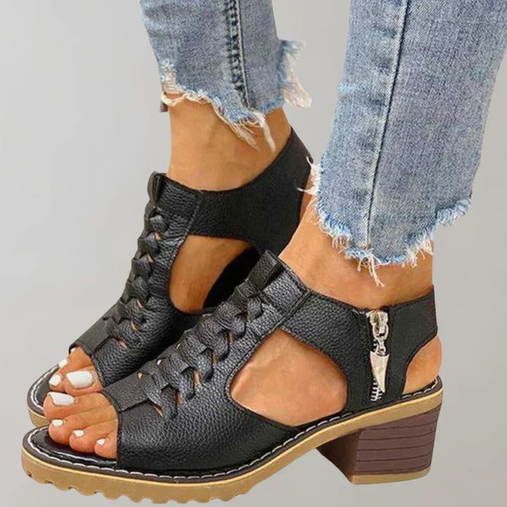 Muse & Valeur | Heeled Orthopedic Sandals for Women in Chic Black