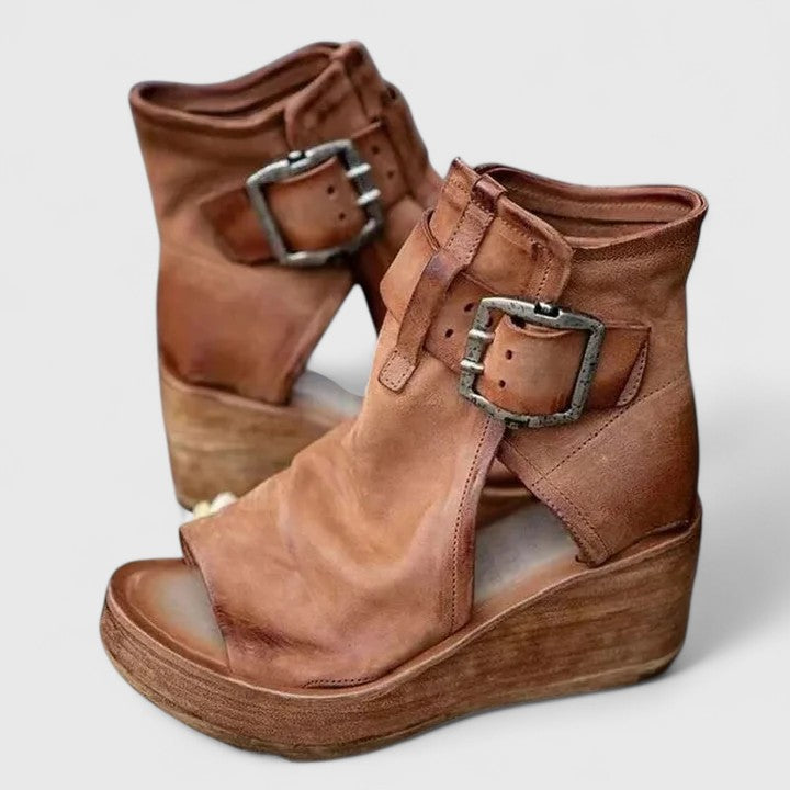 Muse and Valeur | Orthopedic Boots