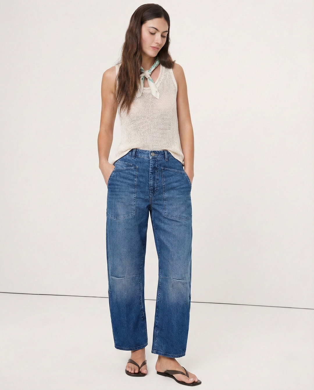 Muse & Valeur | Structured Barrel Jeans for Women in Denim