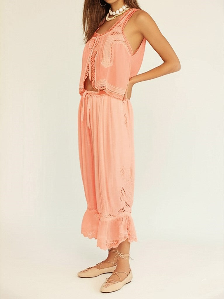 Muse and Valeur | Lace Two-Piece Set