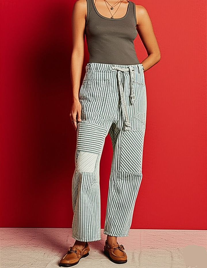 Muse & Valeur | Stripe Pant for Women in Lightweight Fabric, Relaxed Fit, Navy