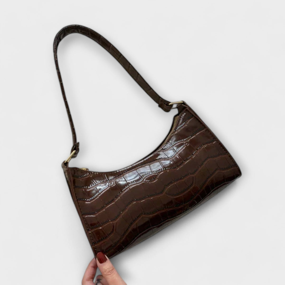 Muse and Valeur | Shiny Leather Bag