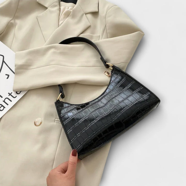 Muse and Valeur | Shiny Leather Bag