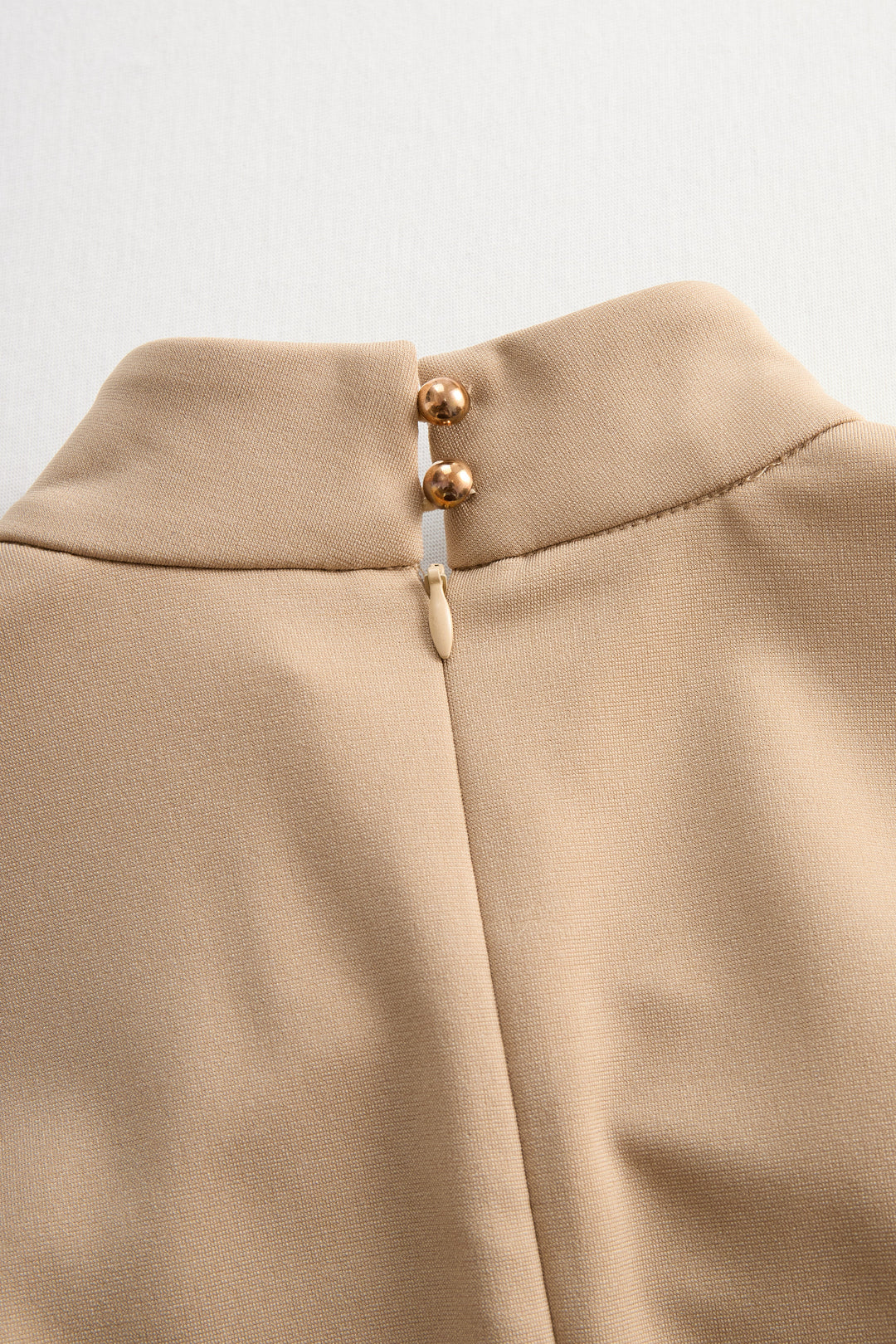 Muse & Valeur | Sophisticated Beige Belted Dress