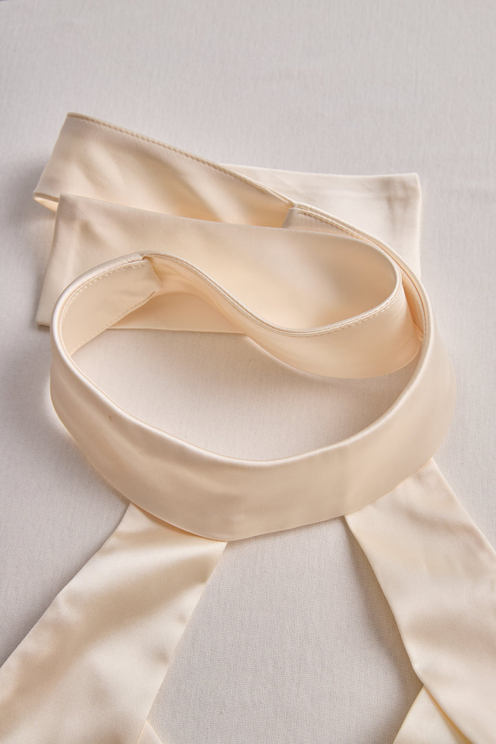 Muse & Valeur | Stylish Satin Halter-Neck Mini Dress