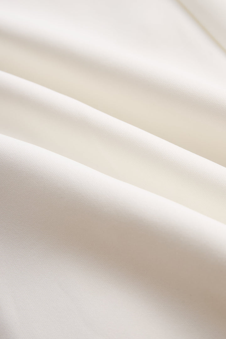 Muse & Valeur | Elegant White Keyhole Pencil Dress