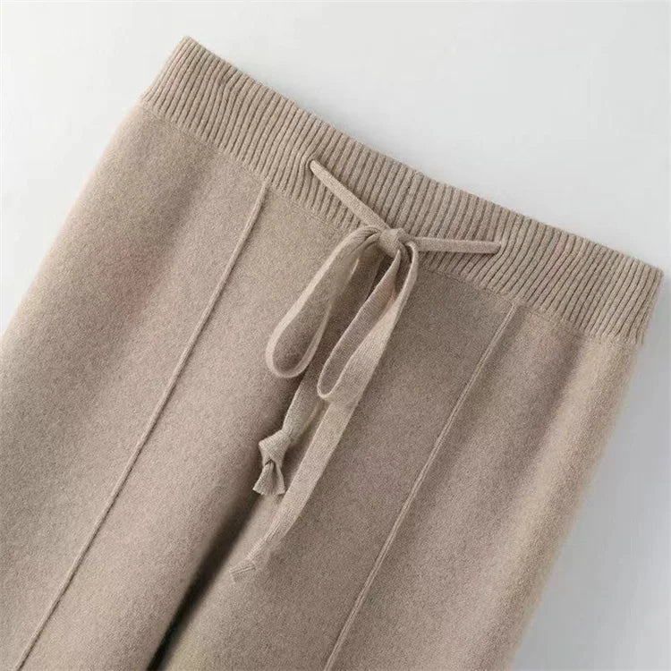 Muse & Valeur | Classic Wool Trousers for Women