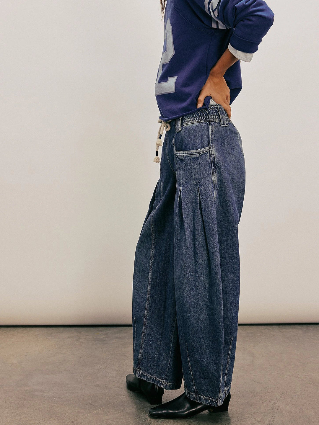 Muse & Valeur | Drawstring Denim Pants for Women