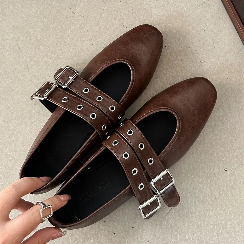 Muse & Valeur | Mary Jane Flats for Women in Black Leather