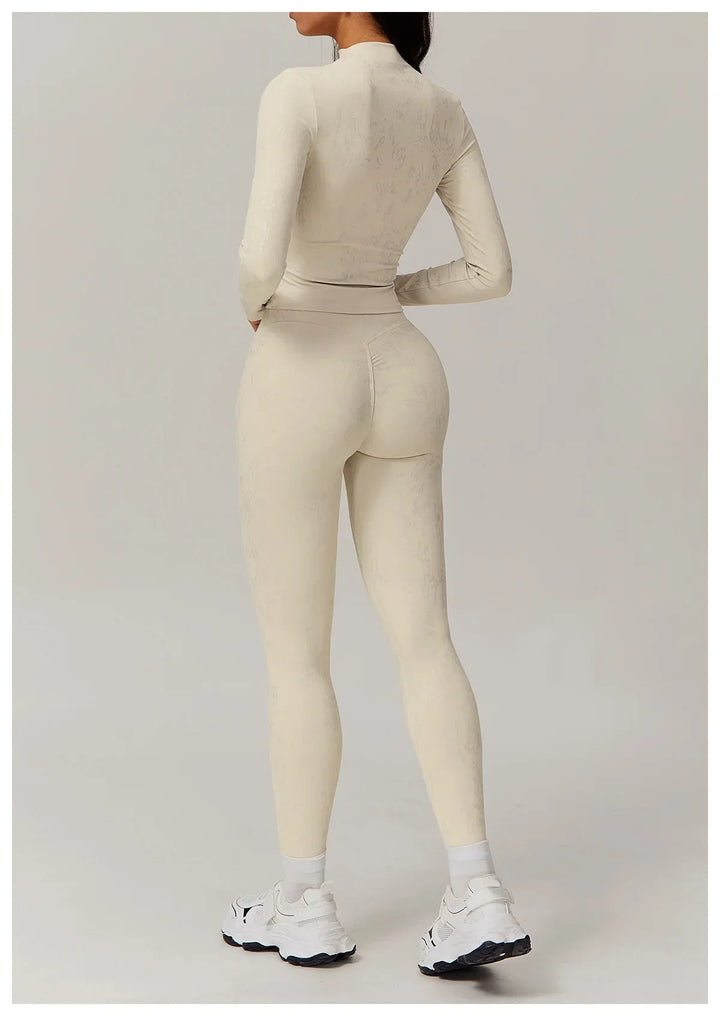 Muse and Valeur | Stretch Set