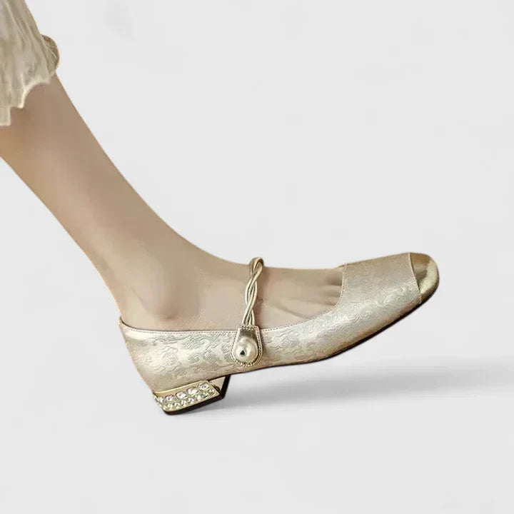 Muse and Valeur | Orthopedic Mary Jane Shoes