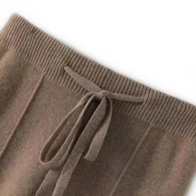 Muse & Valeur | Classic Wool Trousers for Women