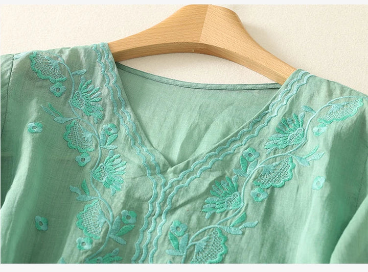 Muse and Valeur | V-Neck Cotton Blouse