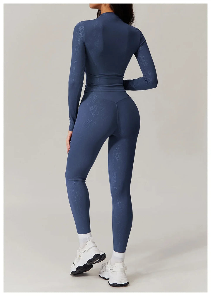 Muse and Valeur | Stretch Set