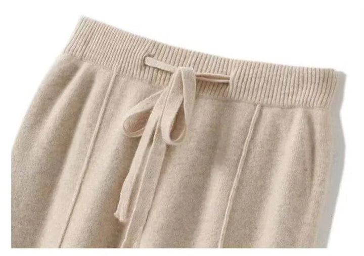 Muse & Valeur | Classic Wool Trousers for Women
