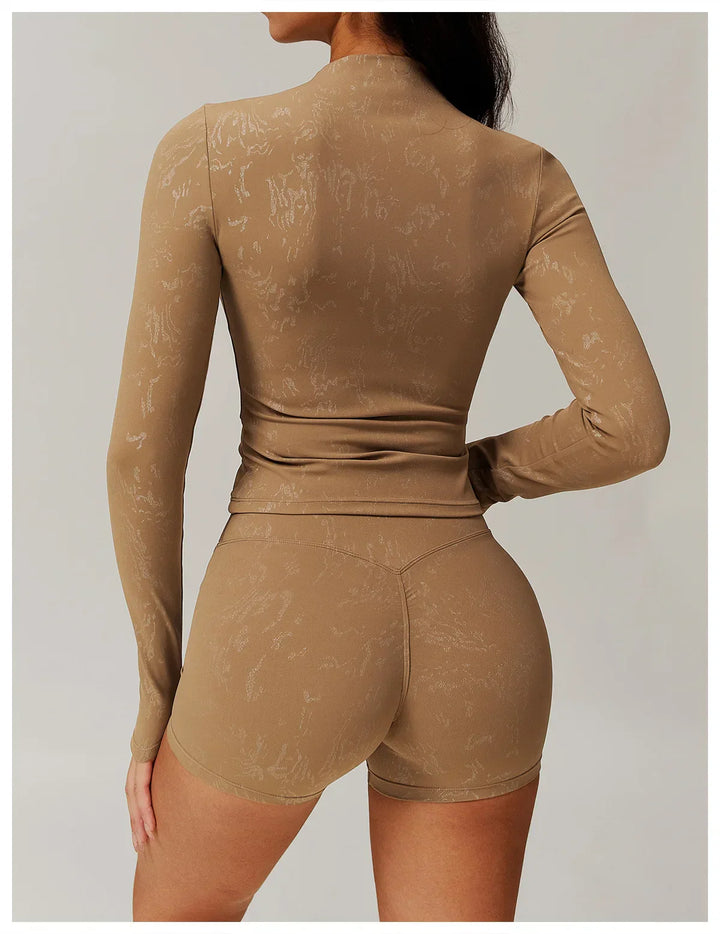 Muse and Valeur | Stretch Set