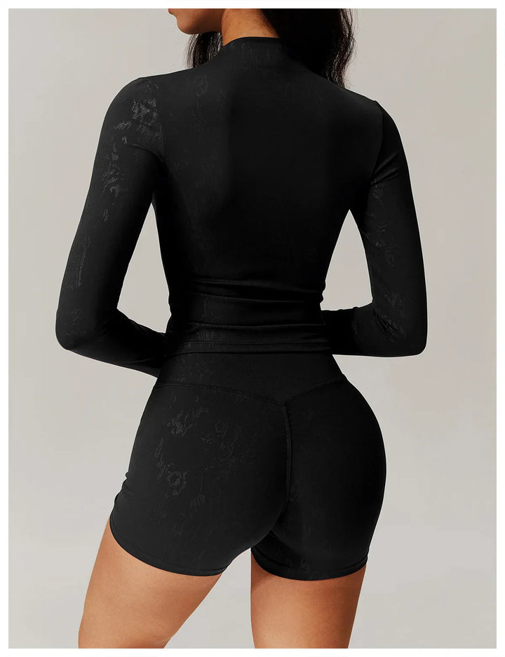 Muse and Valeur | Stretch Set