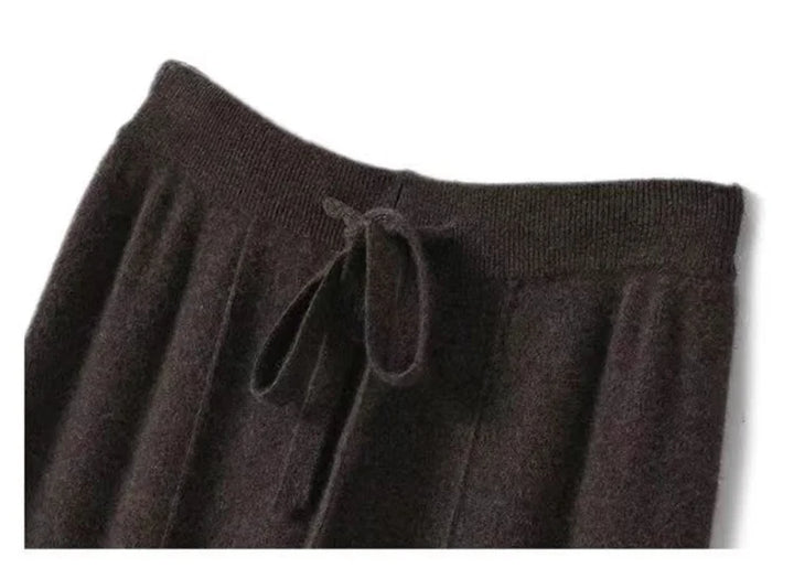 Muse & Valeur | Classic Wool Trousers for Women