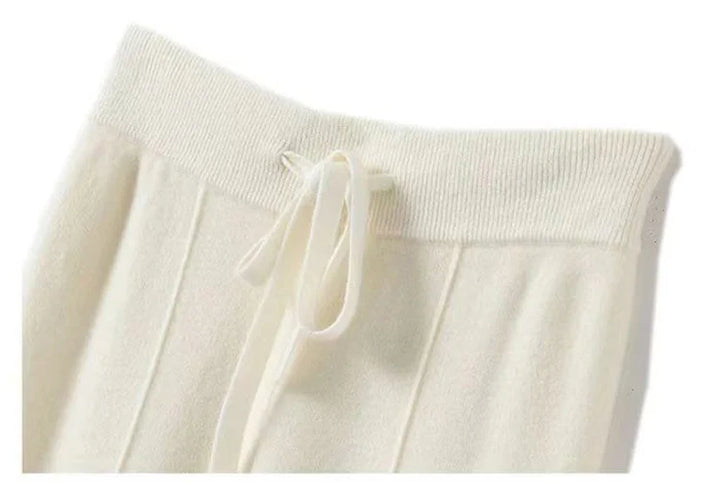 Muse & Valeur | Classic Wool Trousers for Women