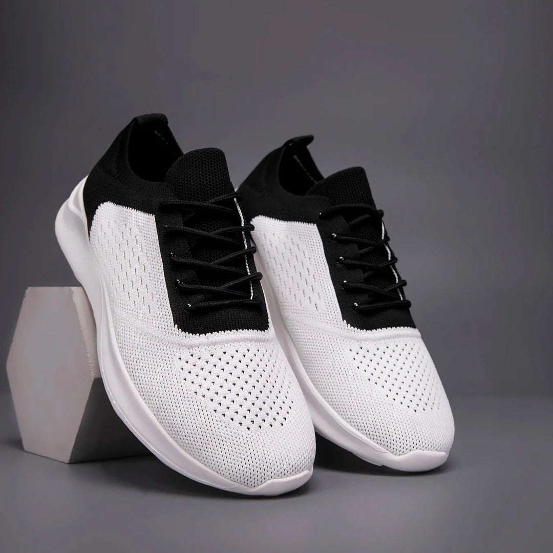 Muse & Valeur | Sneakers for Women in White Leather, Casual Fit